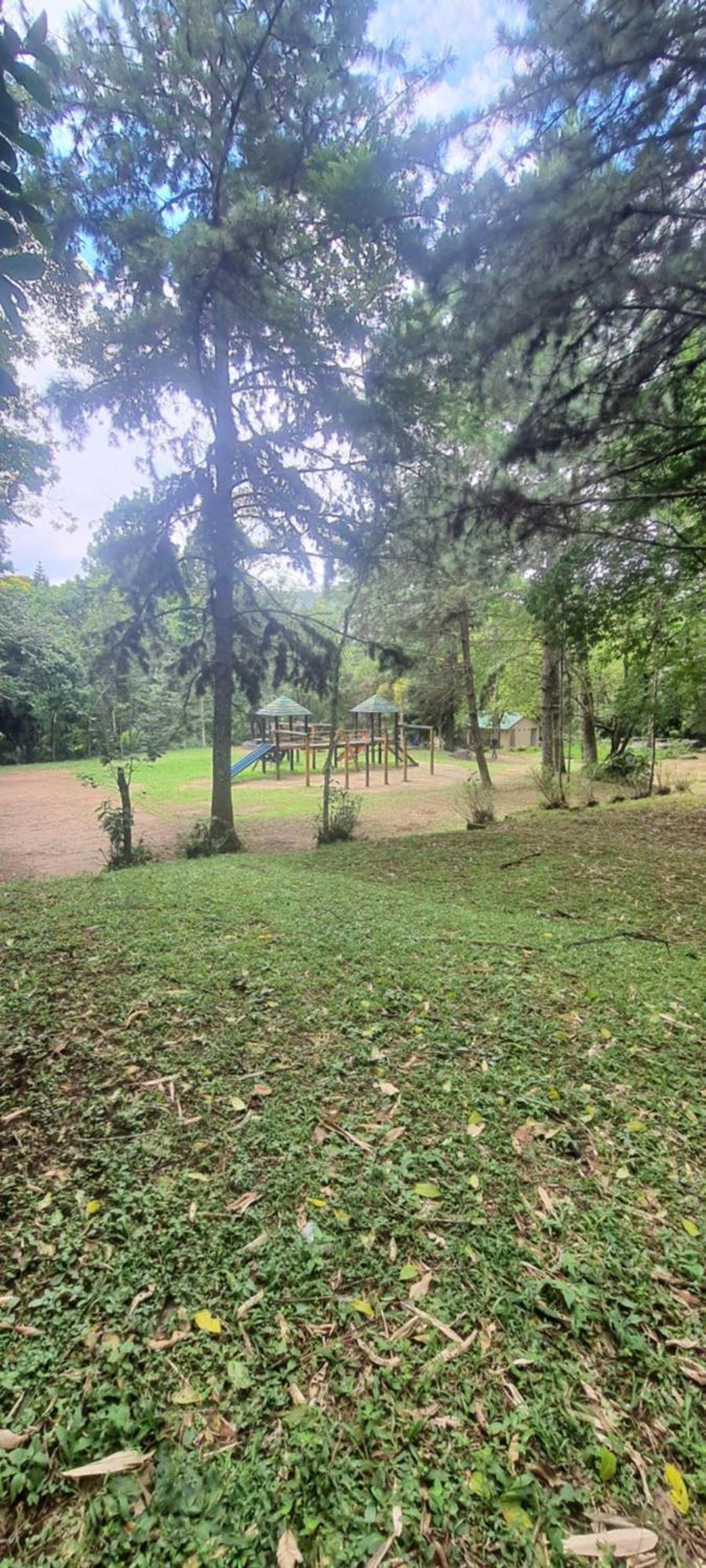 Апартаменти Ap Centro Cascatinha Prox Parque Нова-Фрибургу Екстер'єр фото